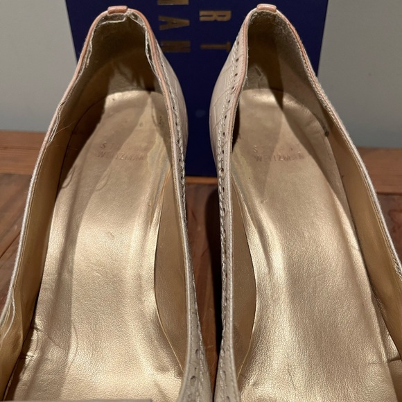 Stuart Weitzman pump - Picture 3 of 9